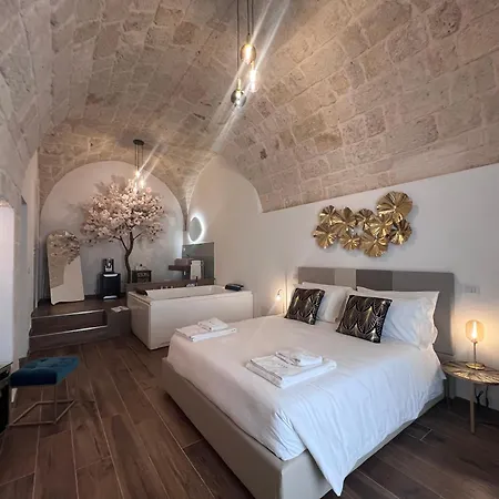 Olympus Luxury Apartment *